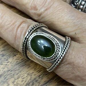 Green Oval Agate Wide Band Scroll 925 SS Ring Sz 9